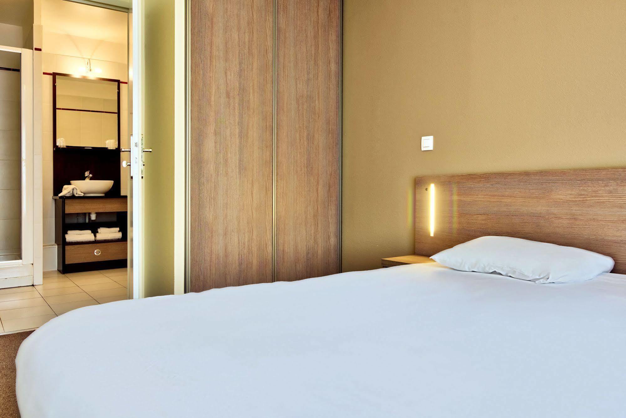 Zenitude Hotel-Residences Magny-Les-Hameaux Exteriér fotografie